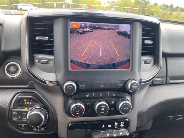 2022 RAM 1500 Big Horn Crew Cab 4x4 5'7" Box