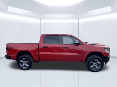 2022 RAM 1500 Big Horn Crew Cab 4x4 5'7" Box