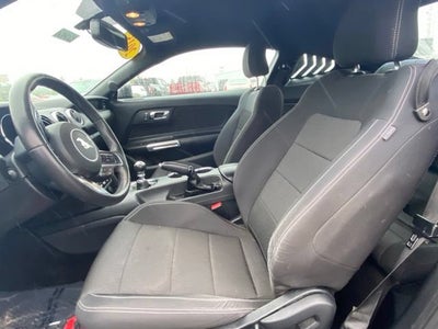 2015 Ford Mustang V6