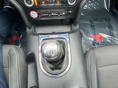2015 Ford Mustang V6