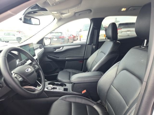 2025 Ford Escape Platinum