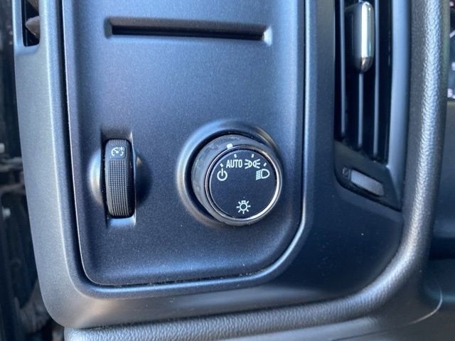 2018 Chevrolet Silverado 1500 Custom