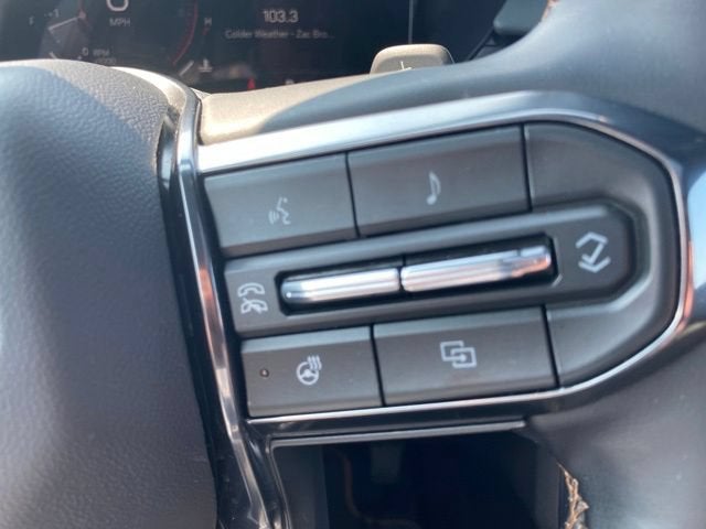 2024 GMC Acadia AT4