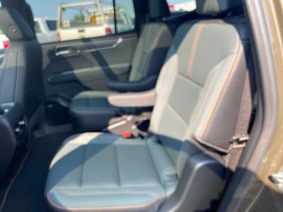 2024 GMC Acadia AT4