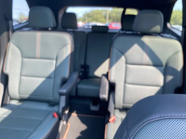 2024 GMC Acadia AT4