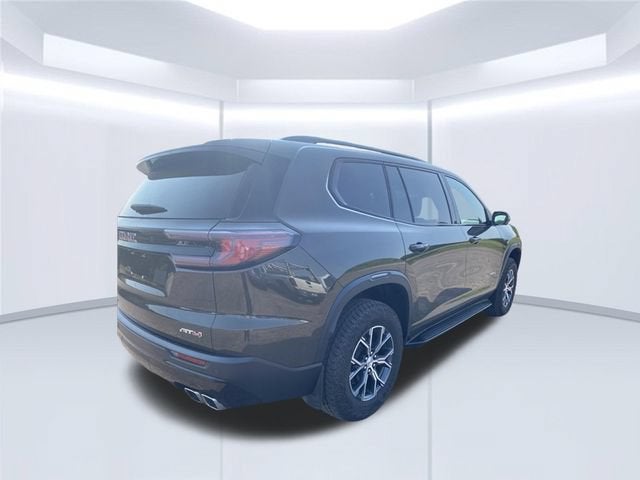 2024 GMC Acadia AT4