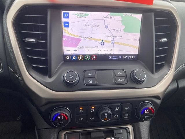 2023 GMC Acadia Denali