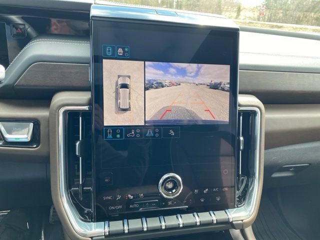 2025 GMC Yukon Denali Ultimate