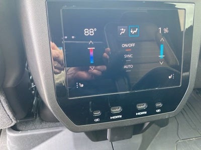 2025 GMC Yukon Denali Ultimate