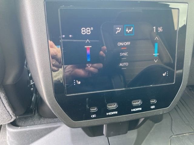 2025 GMC Yukon Denali Ultimate