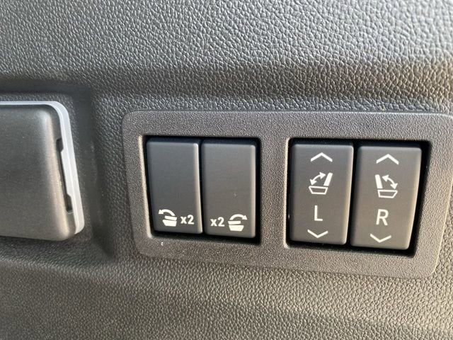 2025 GMC Yukon Denali Ultimate