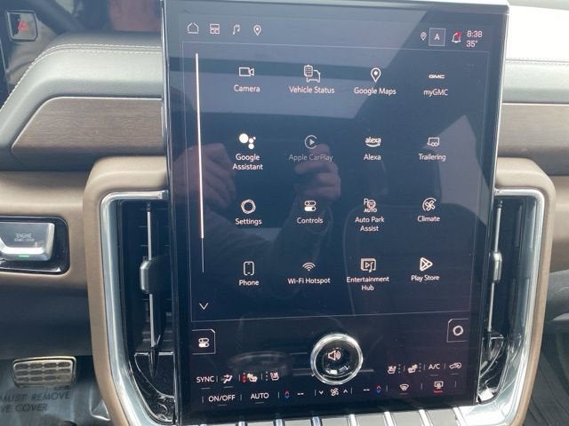 2025 GMC Yukon Denali Ultimate