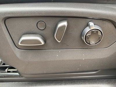 2025 GMC Yukon Denali Ultimate