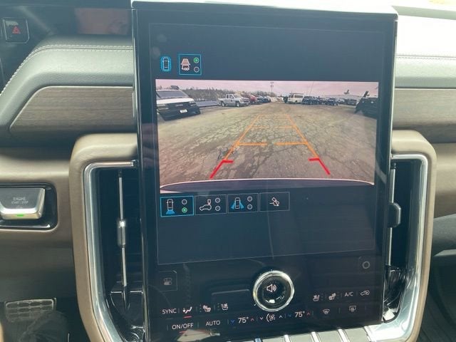 2025 GMC Yukon Denali Ultimate