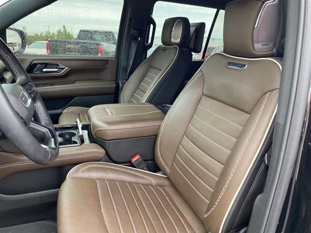 2025 GMC Yukon Denali Ultimate