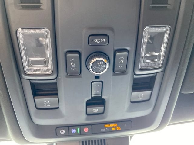 2025 GMC Yukon Denali Ultimate