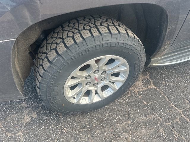 2017 GMC Yukon XL SLT