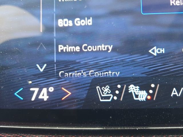 2025 Chevrolet Traverse RS