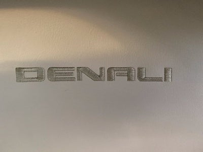 2017 GMC Sierra 2500 HD Denali