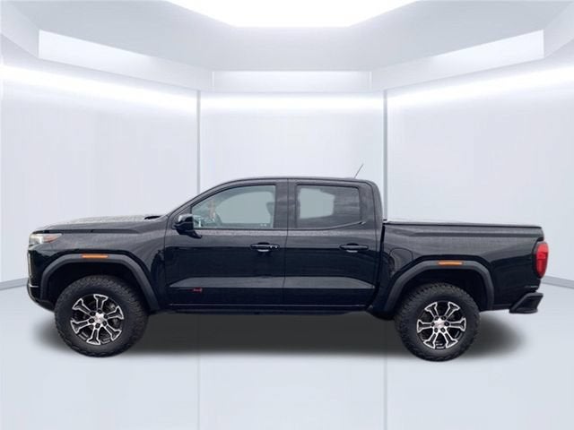 2023 GMC Canyon 4WD AT4
