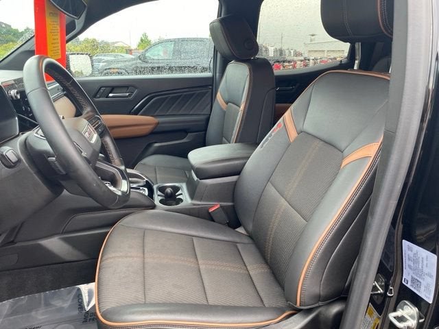 2023 GMC Canyon 4WD AT4