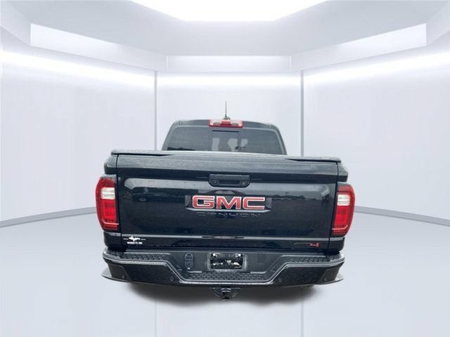 2023 GMC Canyon 4WD AT4