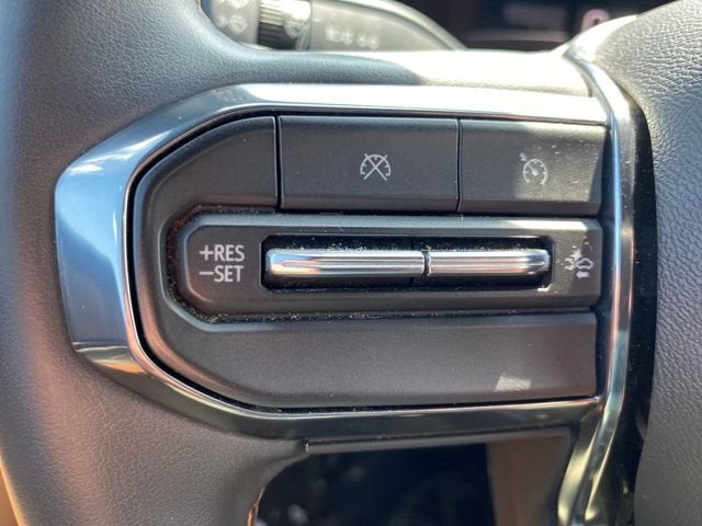 2023 GMC Canyon 4WD AT4