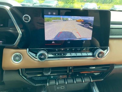 2023 GMC Canyon 4WD AT4