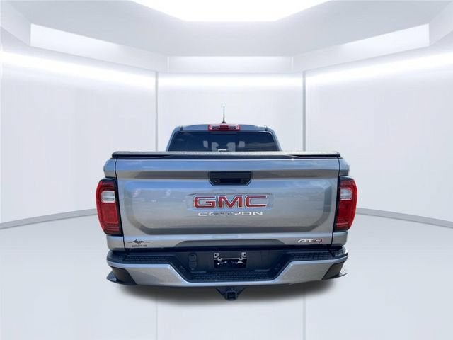 2023 GMC Canyon 4WD AT4