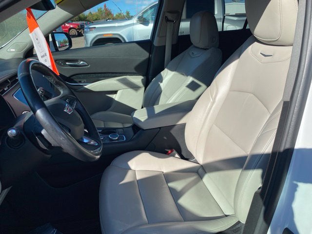 2021 Cadillac XT4 AWD Premium Luxury
