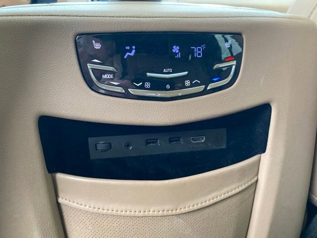 2020 Cadillac Escalade Platinum