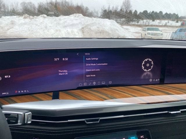 2025 Cadillac Escalade Sport Platinum