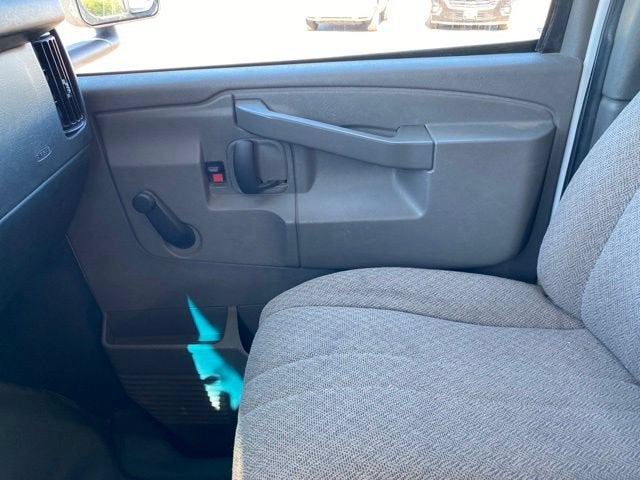 2019 Chevrolet Express Cutaway 3500 Work Van