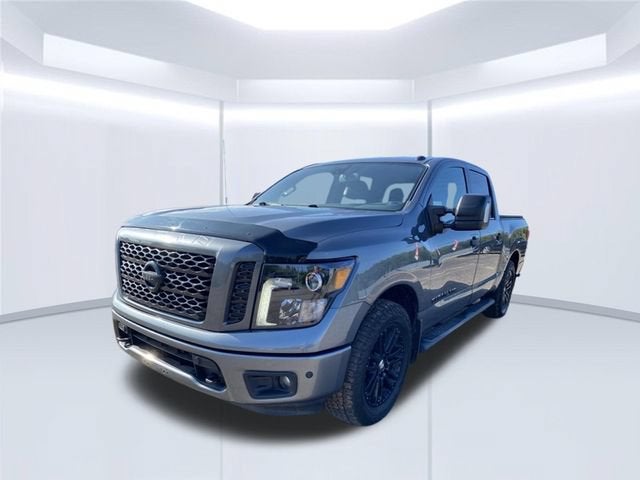 2019 Nissan TITAN SV