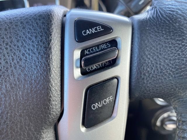 2019 Nissan TITAN SV