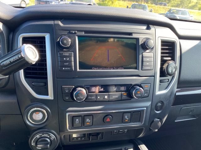 2019 Nissan TITAN SV