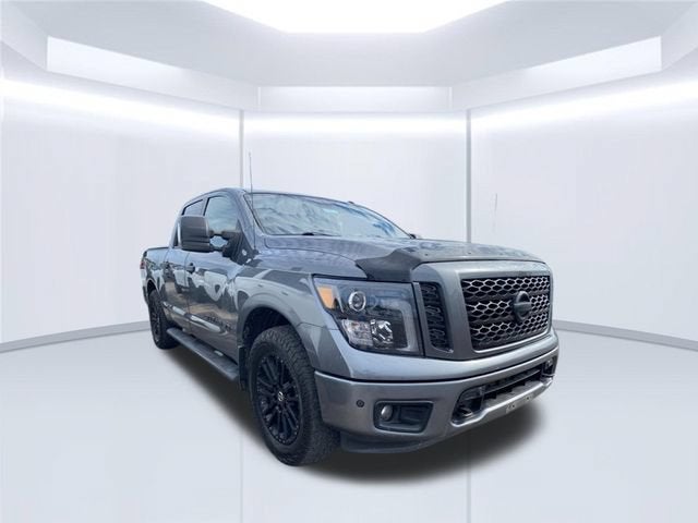 2019 Nissan TITAN SV