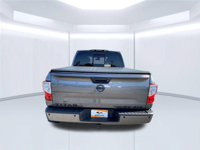2019 Nissan TITAN SV