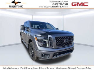 2019 Nissan TITAN SV