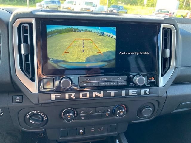 2025 Nissan Frontier Crew Cab Long Bed SV 4x4