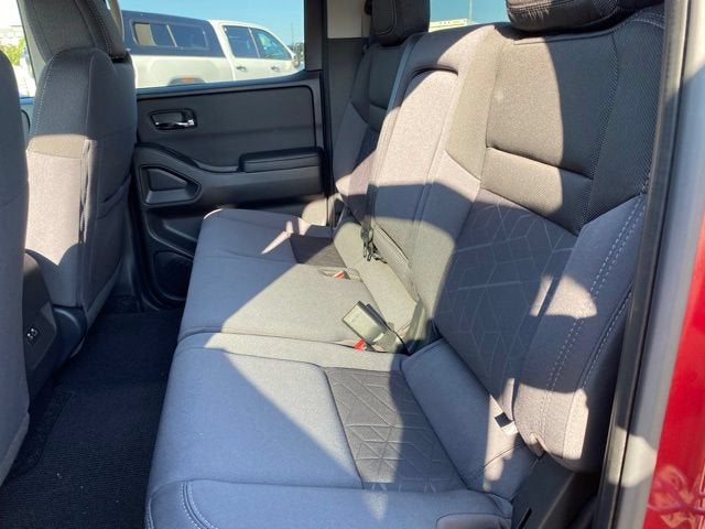 2025 Nissan Frontier Crew Cab Long Bed SV 4x4