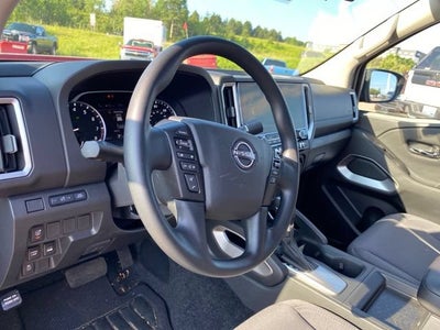 2025 Nissan Frontier Crew Cab Long Bed SV 4x4