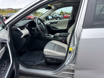 2021 Toyota RAV4 XLE Premium