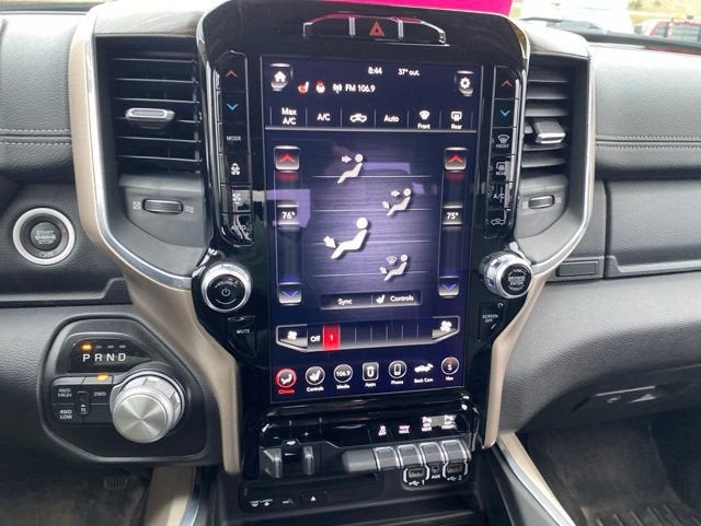 2019 RAM 2500 Laramie Crew Cab 4x4 6'4" Box