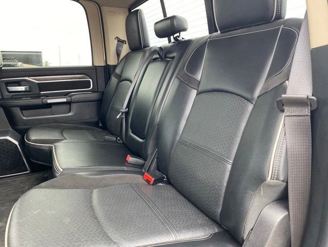 2019 RAM 2500 Laramie Crew Cab 4x4 6'4" Box