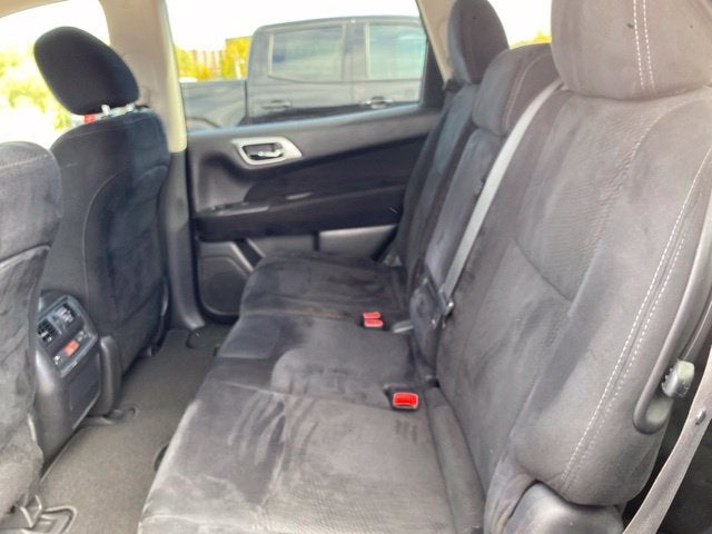 2015 Nissan Pathfinder SL