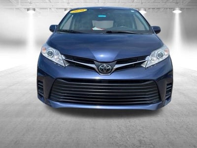 2020 Toyota Sienna LE