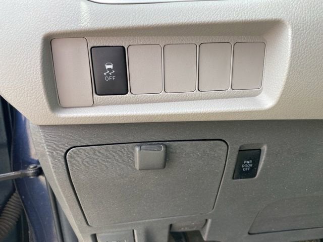2020 Toyota Sienna LE