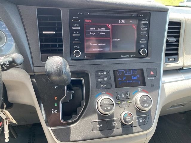 2020 Toyota Sienna LE