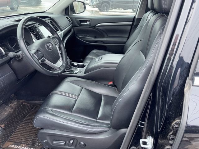2018 Toyota Highlander SE